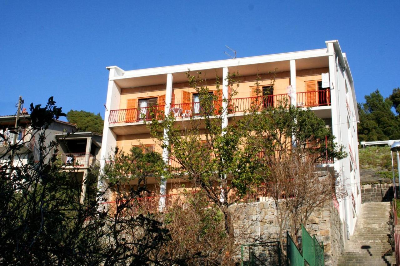 Apartments By The Sea Podgora, Makarska - 12326 Exterior foto